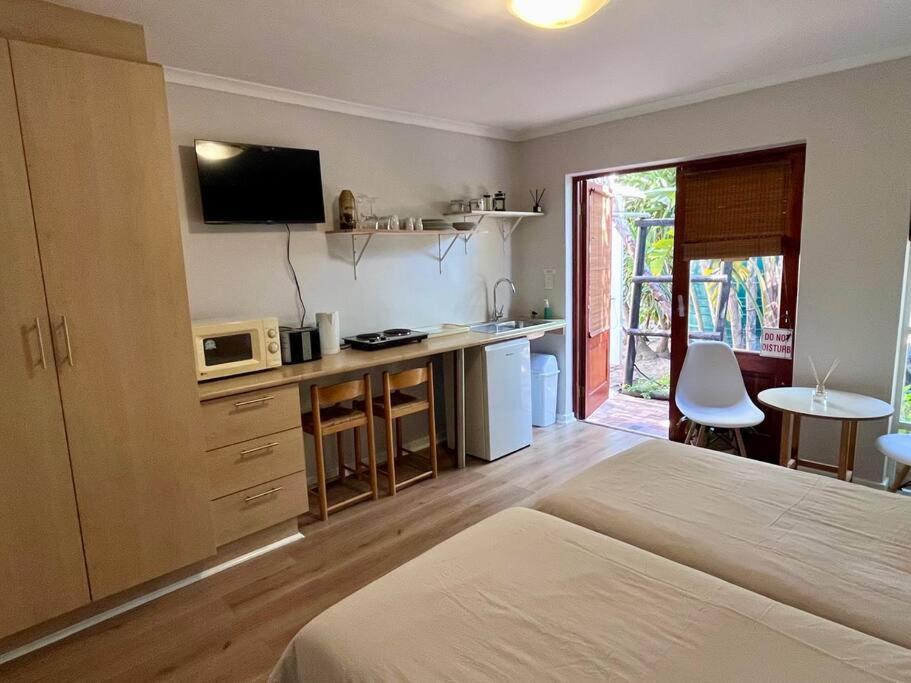 4 With Pool Access & No Loadshedding Apartamento Cidade Do Cabo